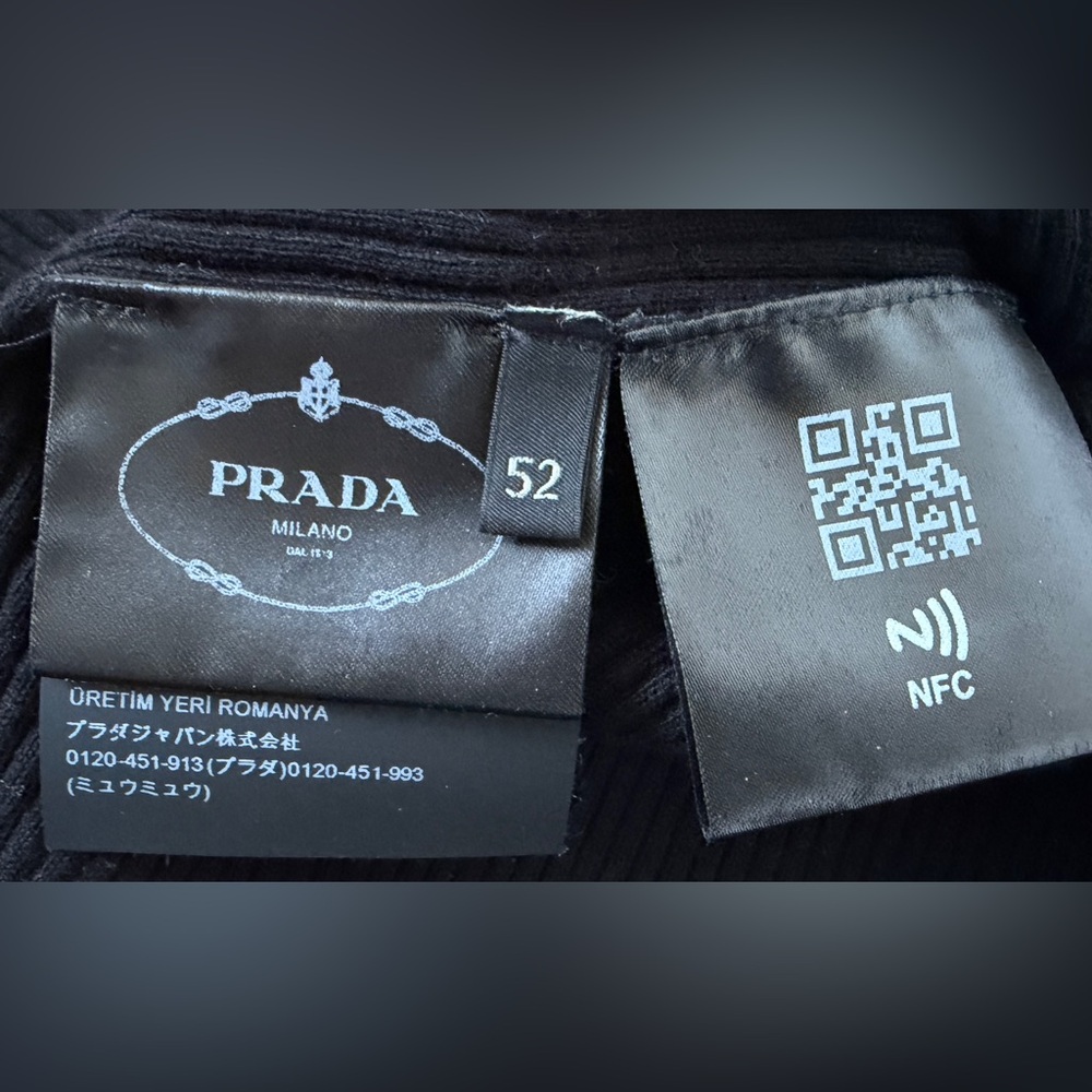 Prada Men's Turtleneck Sweater in Black Size L - Picture 6 of 7